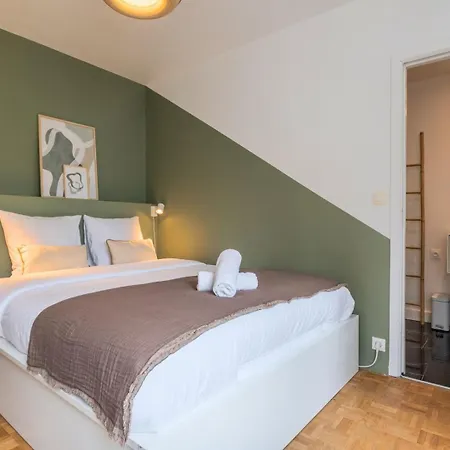 Attractive One-bedroom Flat In The Centre Apartment *