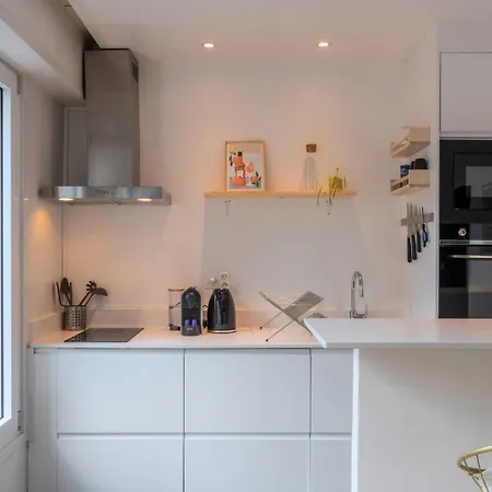 Attractive One-bedroom Flat In The Centre *