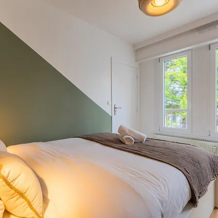 Lägenhet Attractive One-bedroom Flat In The Centre *